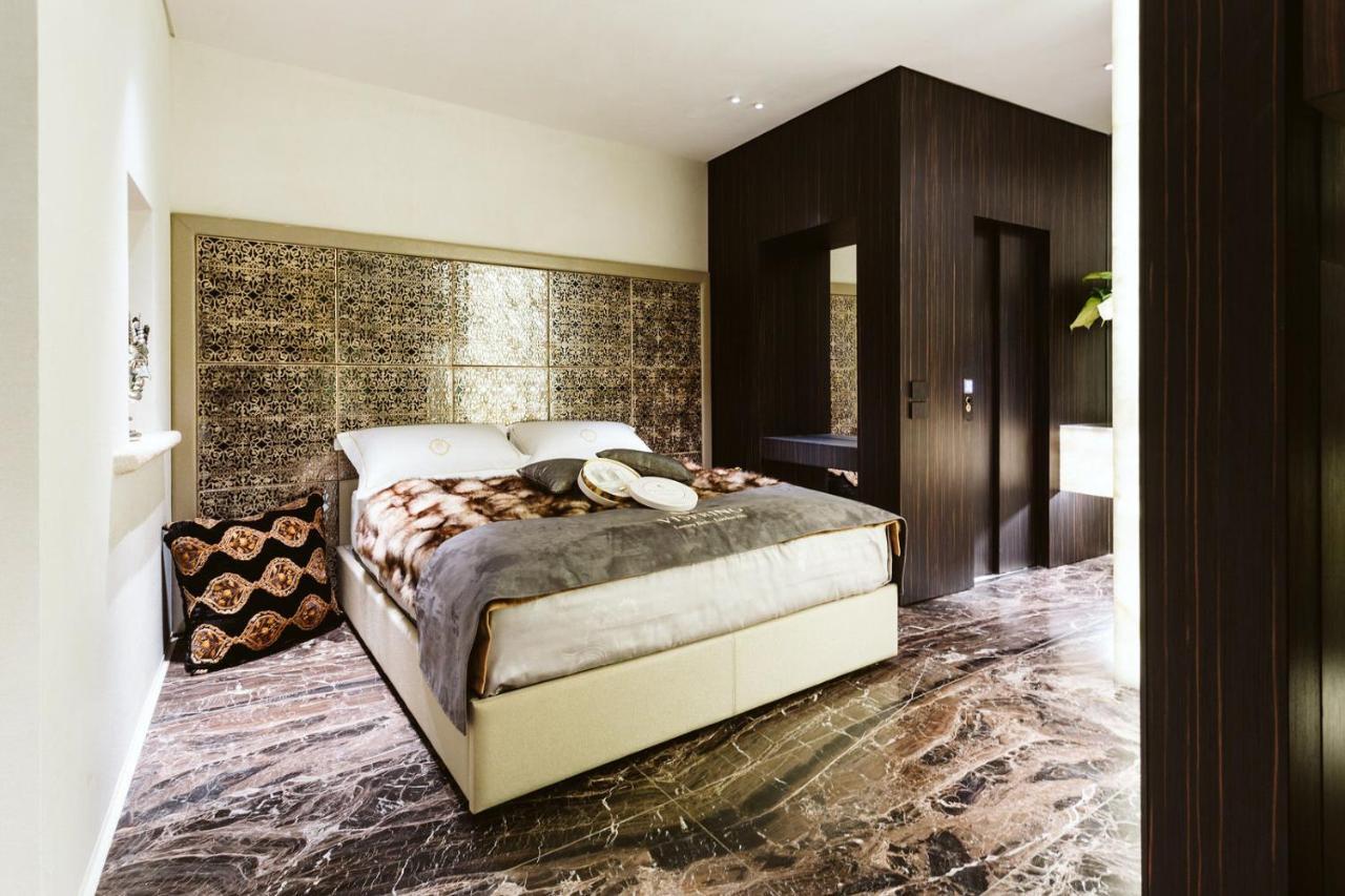 Bed and Breakfast The Harbour - Luxury Living Трани Экстерьер фото