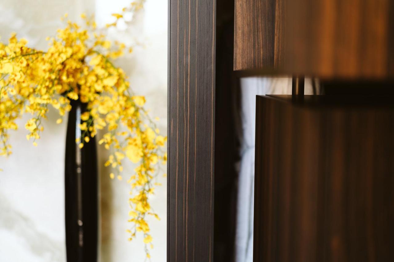 Bed and Breakfast The Harbour - Luxury Living Трани Экстерьер фото