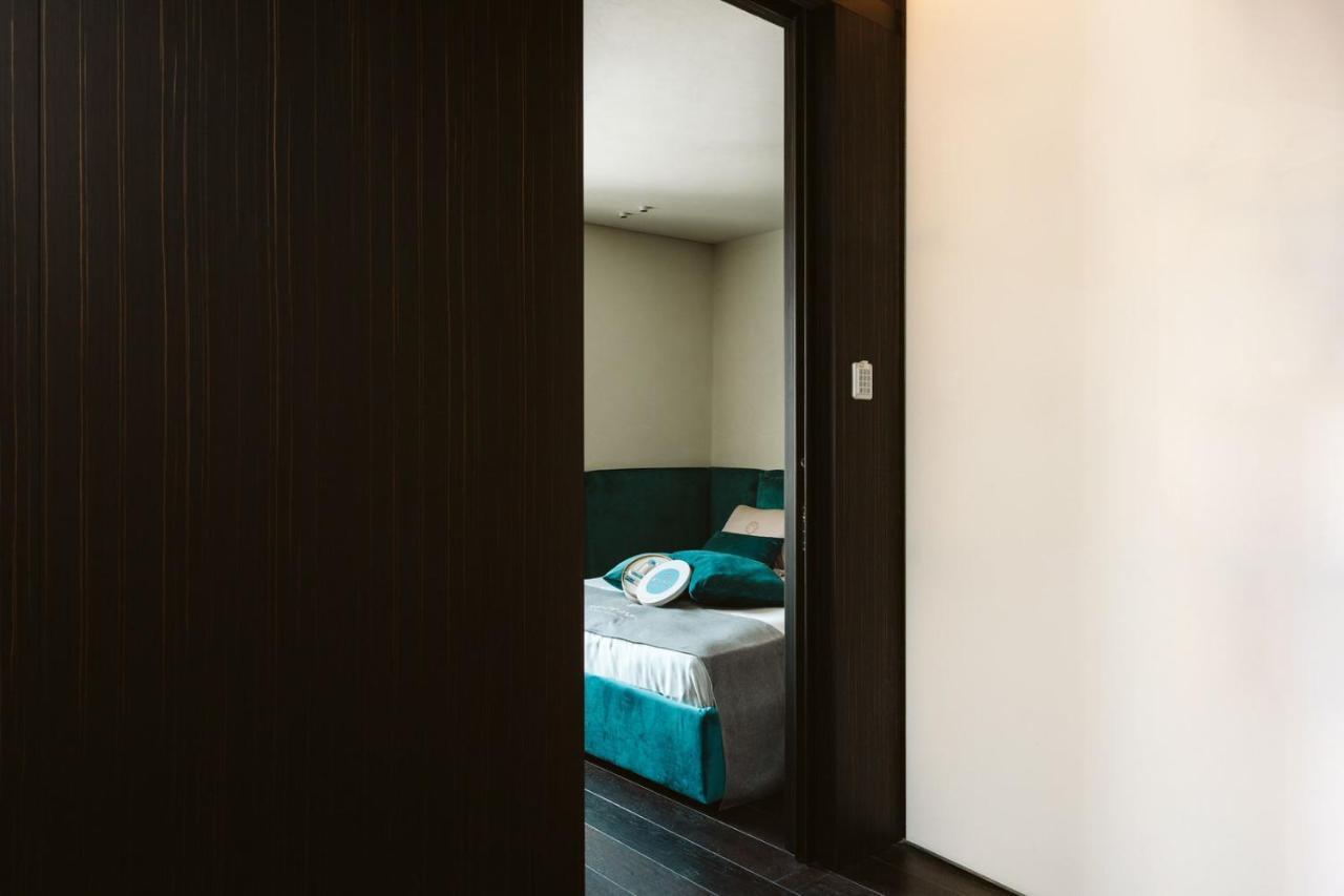 Bed and Breakfast The Harbour - Luxury Living Трани Экстерьер фото