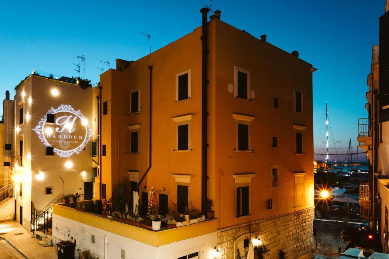 Bed and Breakfast The Harbour - Luxury Living Трани Экстерьер фото
